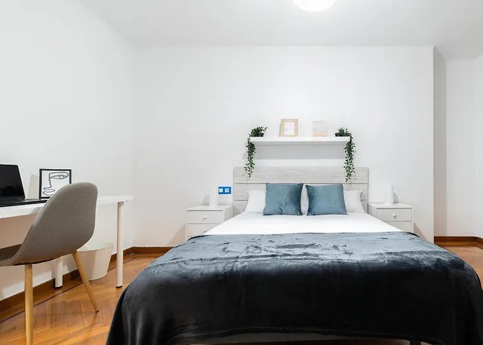 Gran By Camelias Daire *