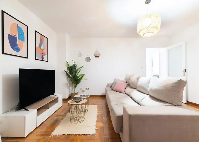 Gran By Camelias Daire *